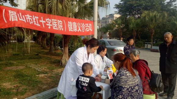 3��22����Ժ�ڽ������㳡��չ��������